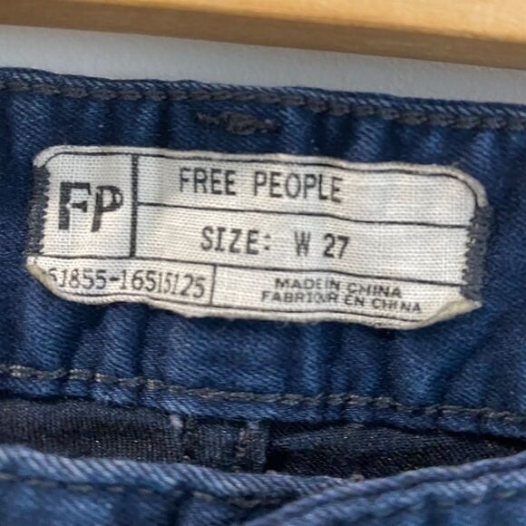 Free People Mid Rise Skinny Jeans - Picture 3 of 8